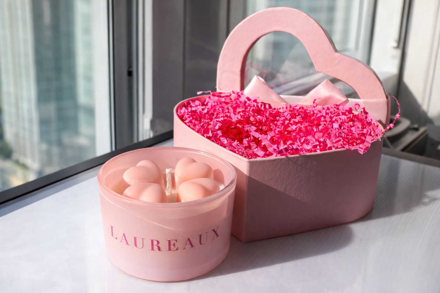 Limited Edition Valentine's Day 4oz Pink Heart Shimmer Candle - Bisou Vanille