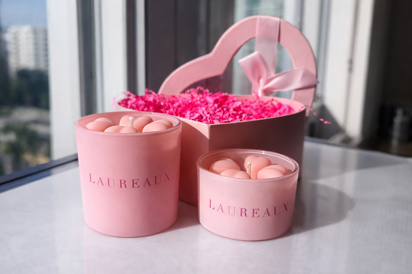 Limited Edition Valentine's Day Pink Heart Shimmer Candle Gift Set - Bisou Vanille