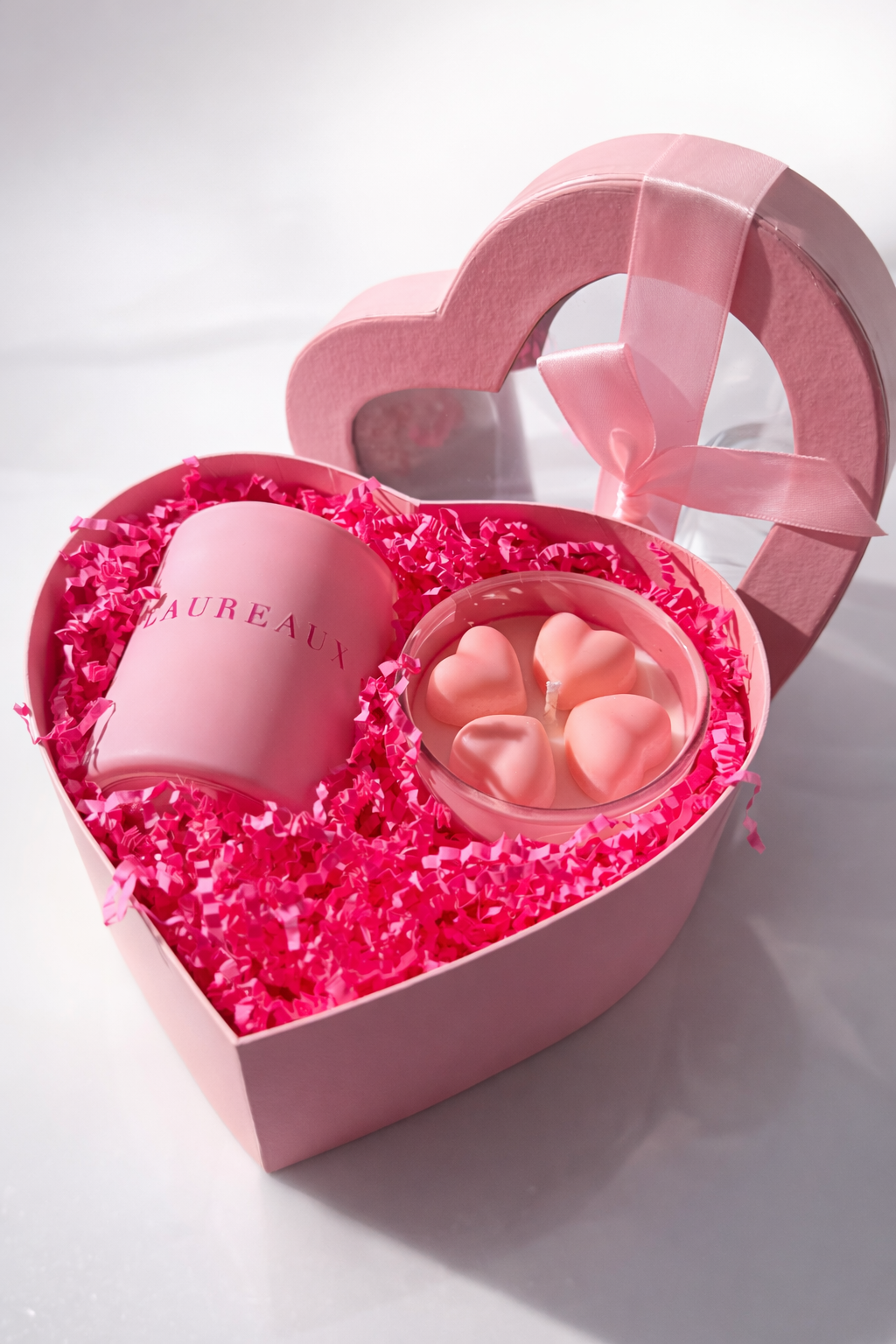 Limited Edition Valentine's Day Pink Heart Shimmer Candle Gift Set - Bisou Vanille